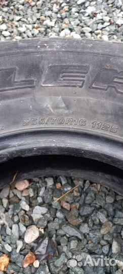 Bridgestone Dueler H/T 265/70 R16