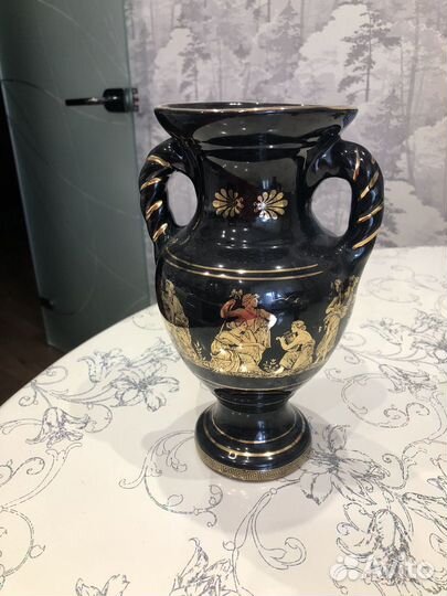 Продаются вазы