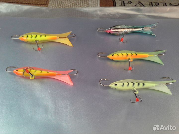 Наборы приманок для зимней и летней рыбалки