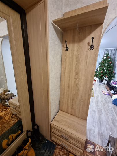 Мебель в прихожую бу