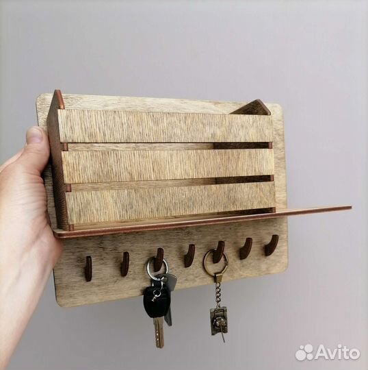 Ключница настенная из дерева