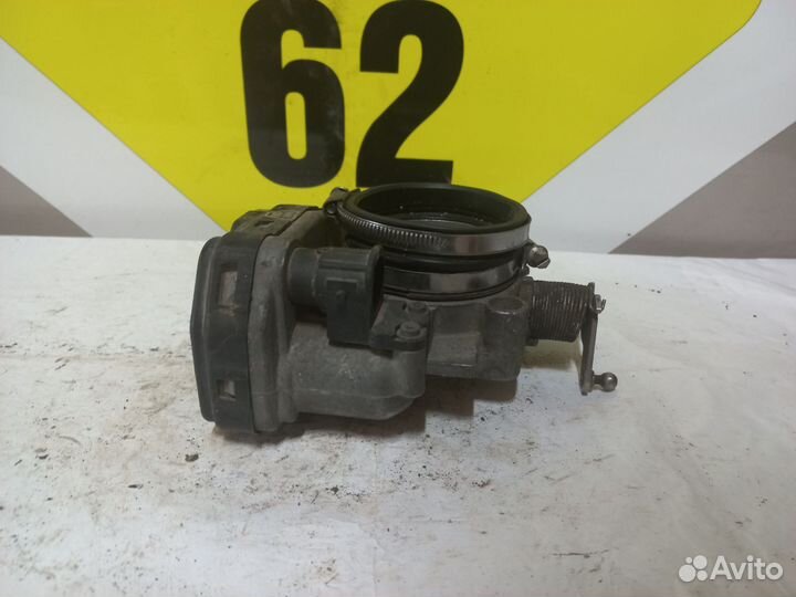 Дроссельная заслонка Mercedes-Benz M111