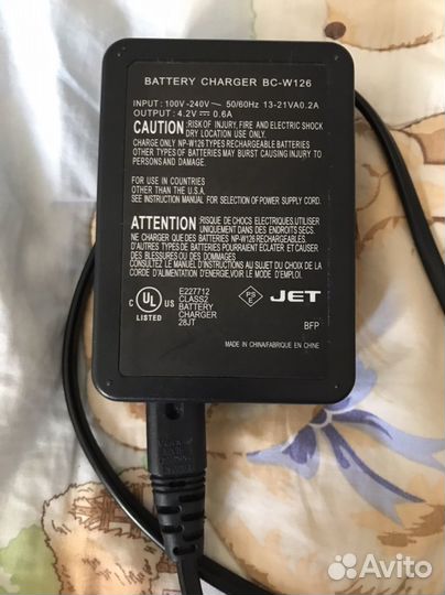Зарядное устройство BC-W126 Fujifilm