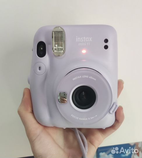 Бронь Полароид instax mini 11