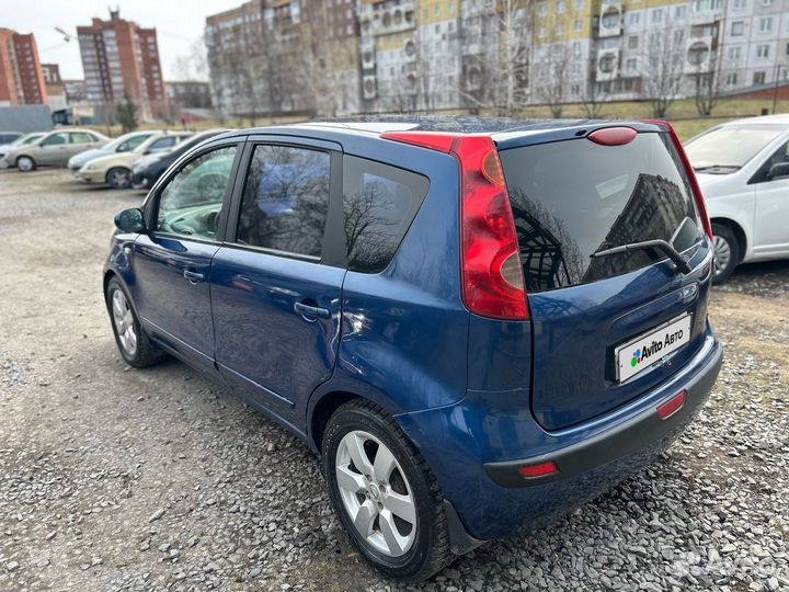 Nissan Note 1.6 AT, 2006, 200 000 км