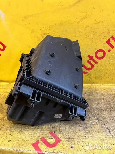 Корпус воздушного фильтра Audi A4 B6