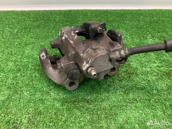 Суппорт тормозной задний правый Mercedes-Benz