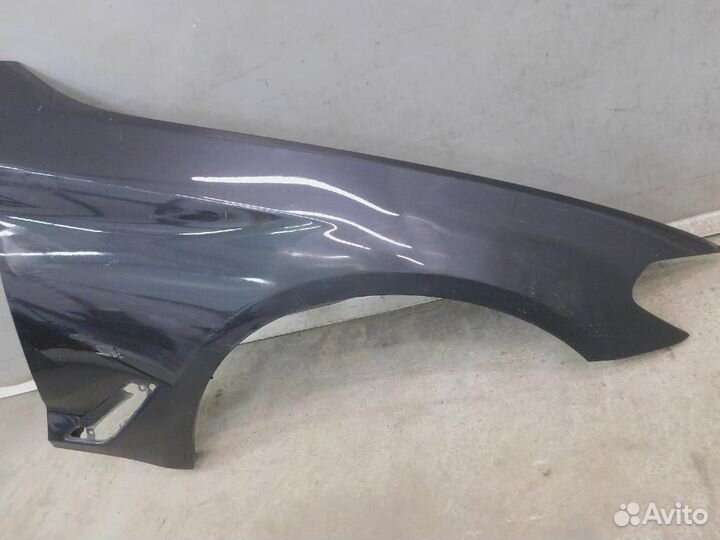 Крыло переднее правое BMW 5-Series/M5