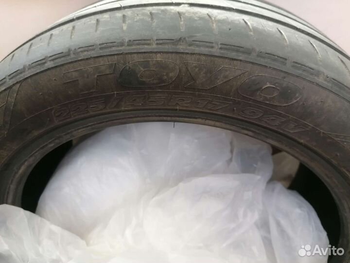 Toyo Proxes CF2 225/45 R17