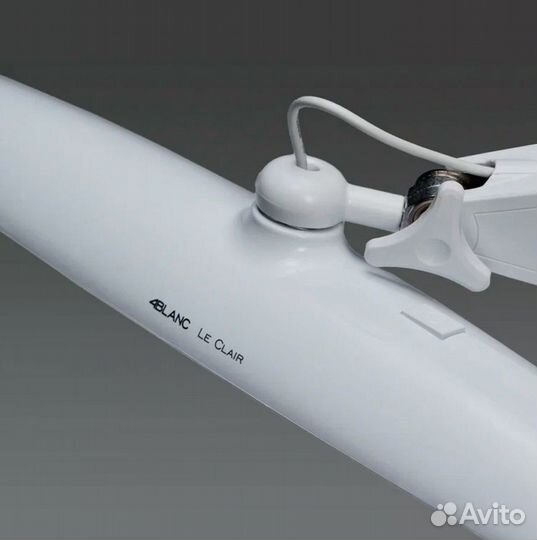 Светодиодная бестеневая LED-лампа на струбцине