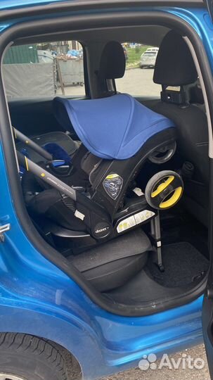 Автокресло doona plus + база isofix