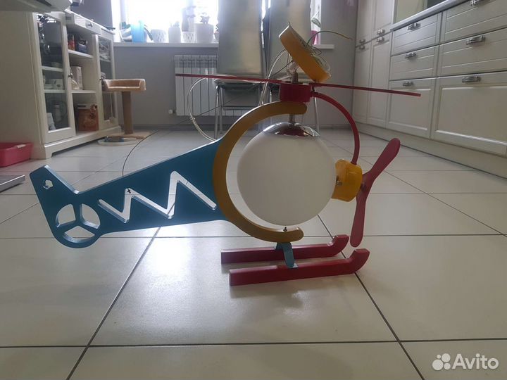 Люстра для детской