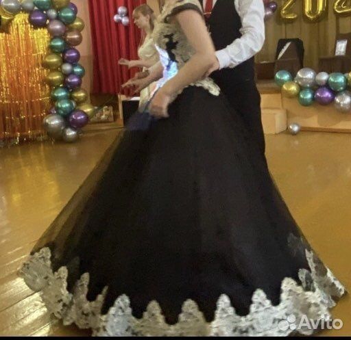 Вечернее платье