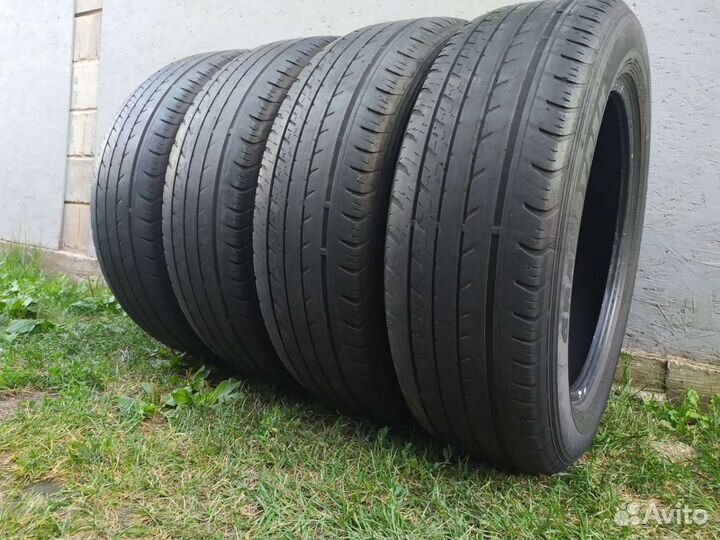 Dunlop Grandtrek ST30 225/60 R18 100H