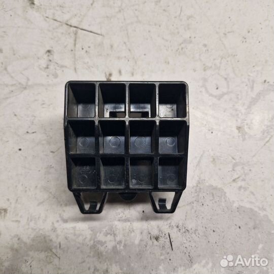 Усилитель бампера Chevrolet Equinox 3 84108856