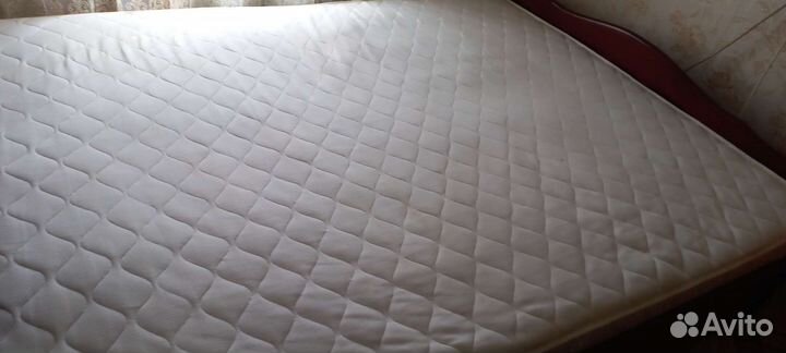 Химчистка мягкой мебели ковров, матрасов с выездом