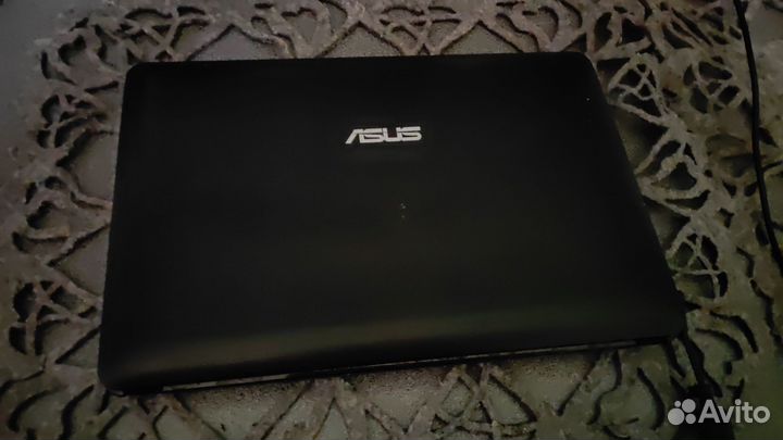 Нетбук asus