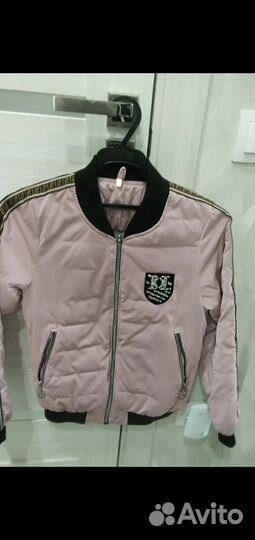 Весення куртка для девочки