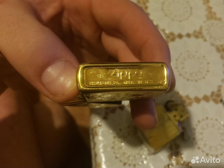 Зажигалка бензиновая zippo