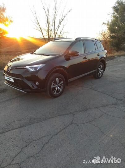 Toyota RAV4 2.5 AT, 2015, 93 352 км