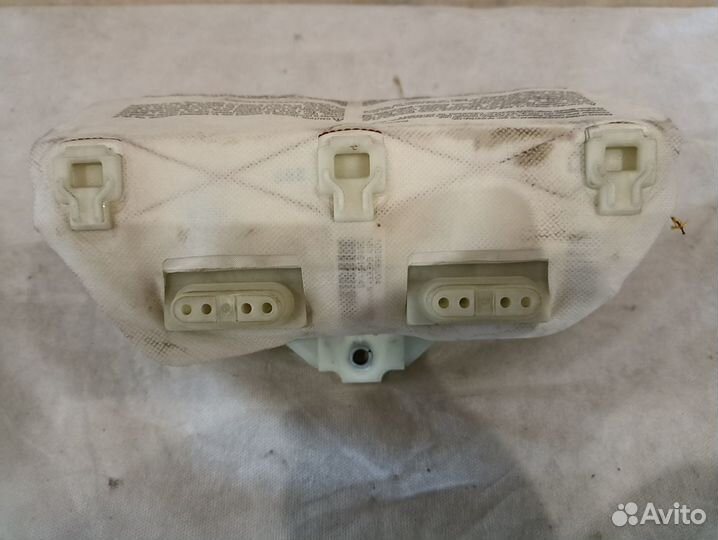 Opel Astra H Подушка безопасности в торпедо