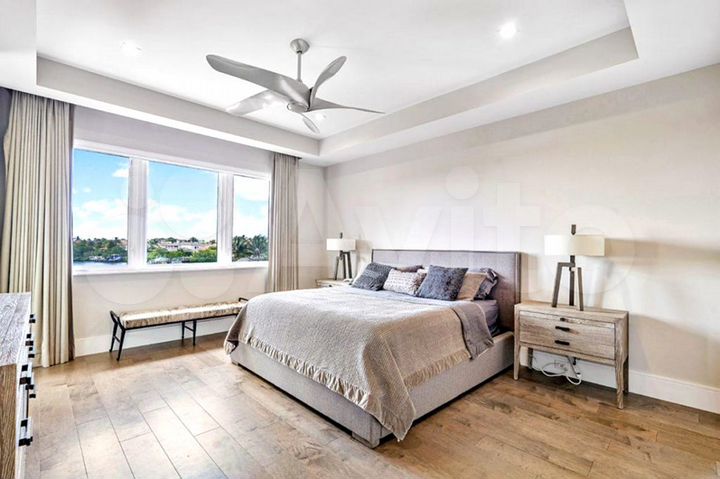 3-к. квартира, 90 м², 1/20 эт.