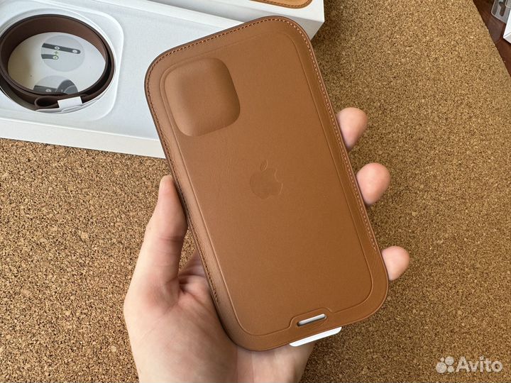 Кожаный чехол-бумажник Apple Leather Sleeve iPhone