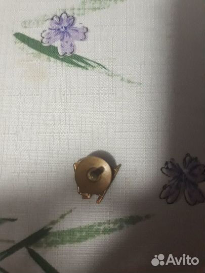 Комсомольский значок