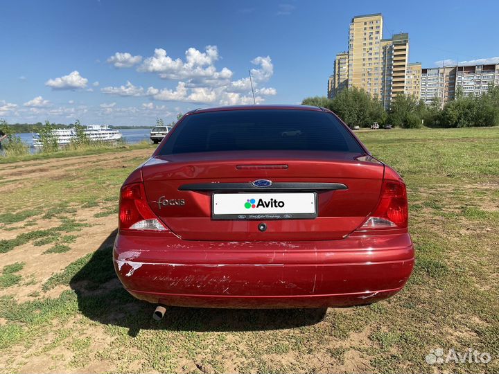 Ford Focus 2.0 AT, 2000, 170 000 км
