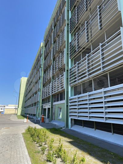 Машиноместо, 13 м²