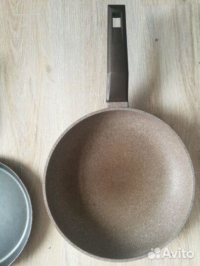 Сковородки26, 24 и 20 см