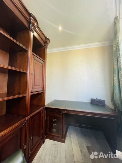 Мебель для кабинета руководителя бу