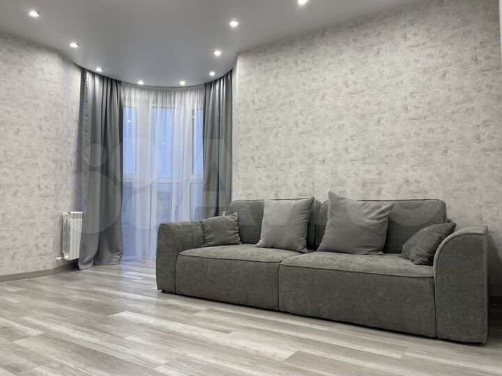 2-к. квартира, 50 м², 9/10 эт.
