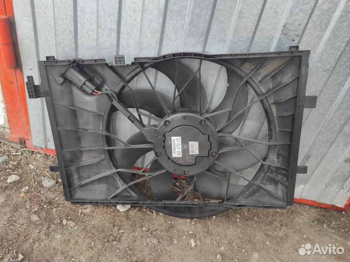 Вентилятор охлаждения Мерседес С 203