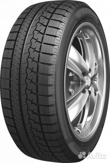 Sailun Ice Blazer Arctic 215/45 R17 87H