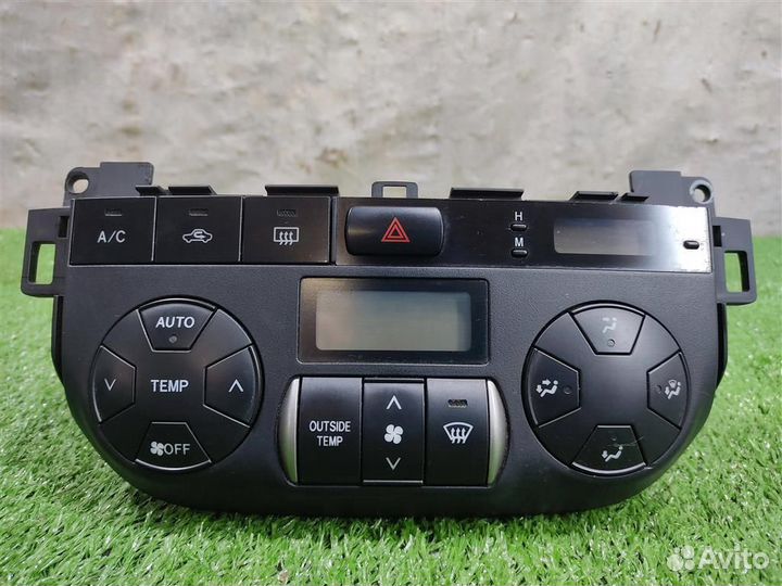 Панель управления отопителя Toyota RAV4 A2 2005