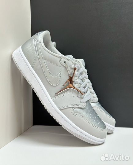 Кроссовки Jordan 1 Low 
