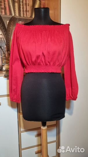 Красный топ