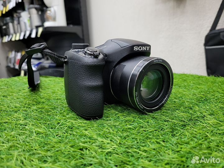Фотоаппарат Sony Cyber-shot DSC-H300