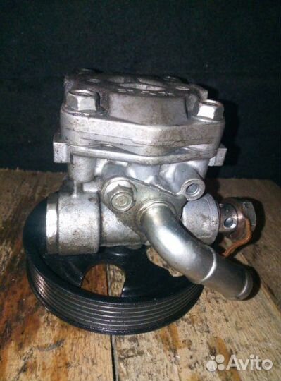 Насос гур Suzuki Grand Vitara 2.4 2011