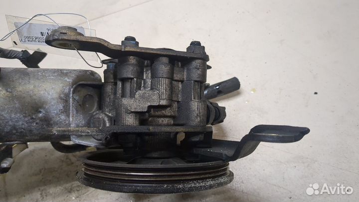 Гур Toyota Yaris, 2000