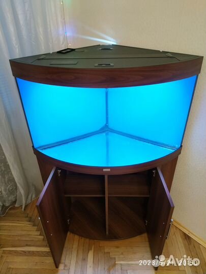 Аквариум Juwel Trigon 190 с тумбой угловой