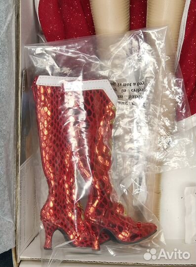 Кукла Tonner supergirl - коллекция DC Stars