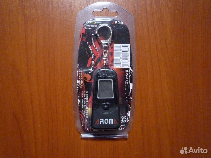 Тюнер гитарный