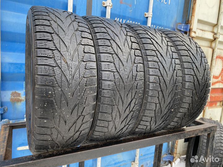 Nokian Tyres Hakkapeliitta R2 SUV 225/60 R17 103R