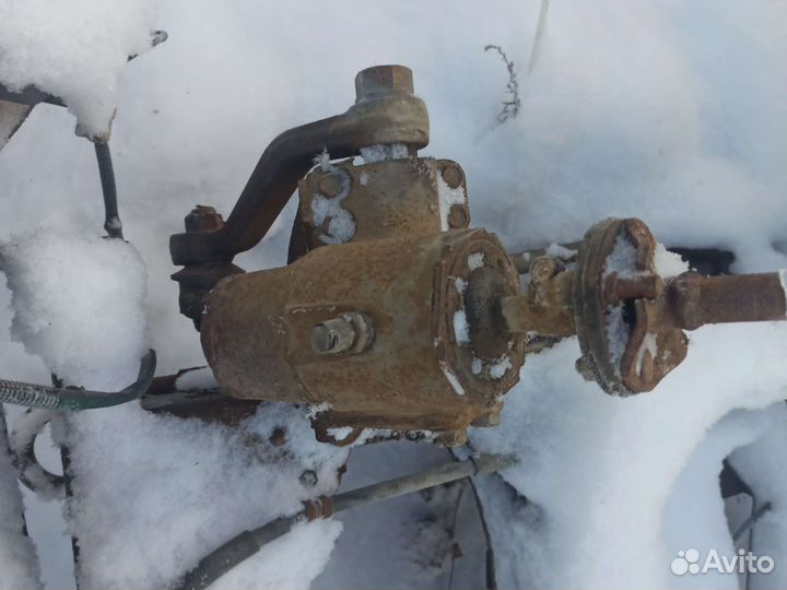 Рулевой редуктор Toyota dyna li60