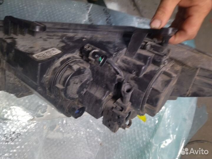 Фара правая Hyundai Elantra 6 (AD) 2016-2019