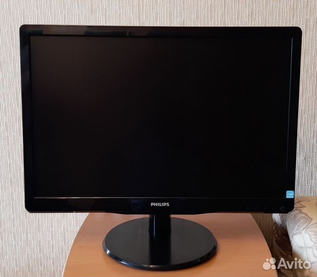 Монитор Philips 19