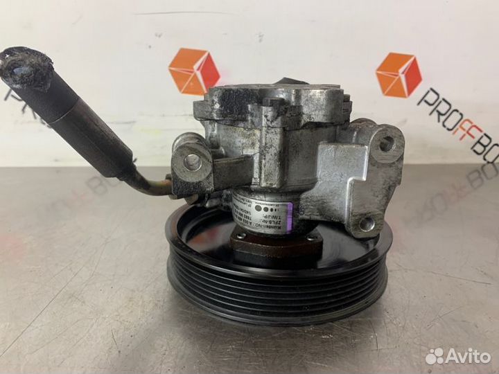 Насос гидроусилителя руля Mercedes C-Class W203