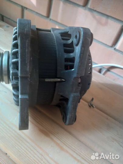 Генератор на Nissan serena